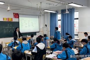 世体：19:00拉波尔塔和哈维将召开新闻发布会，解释后者留任原因